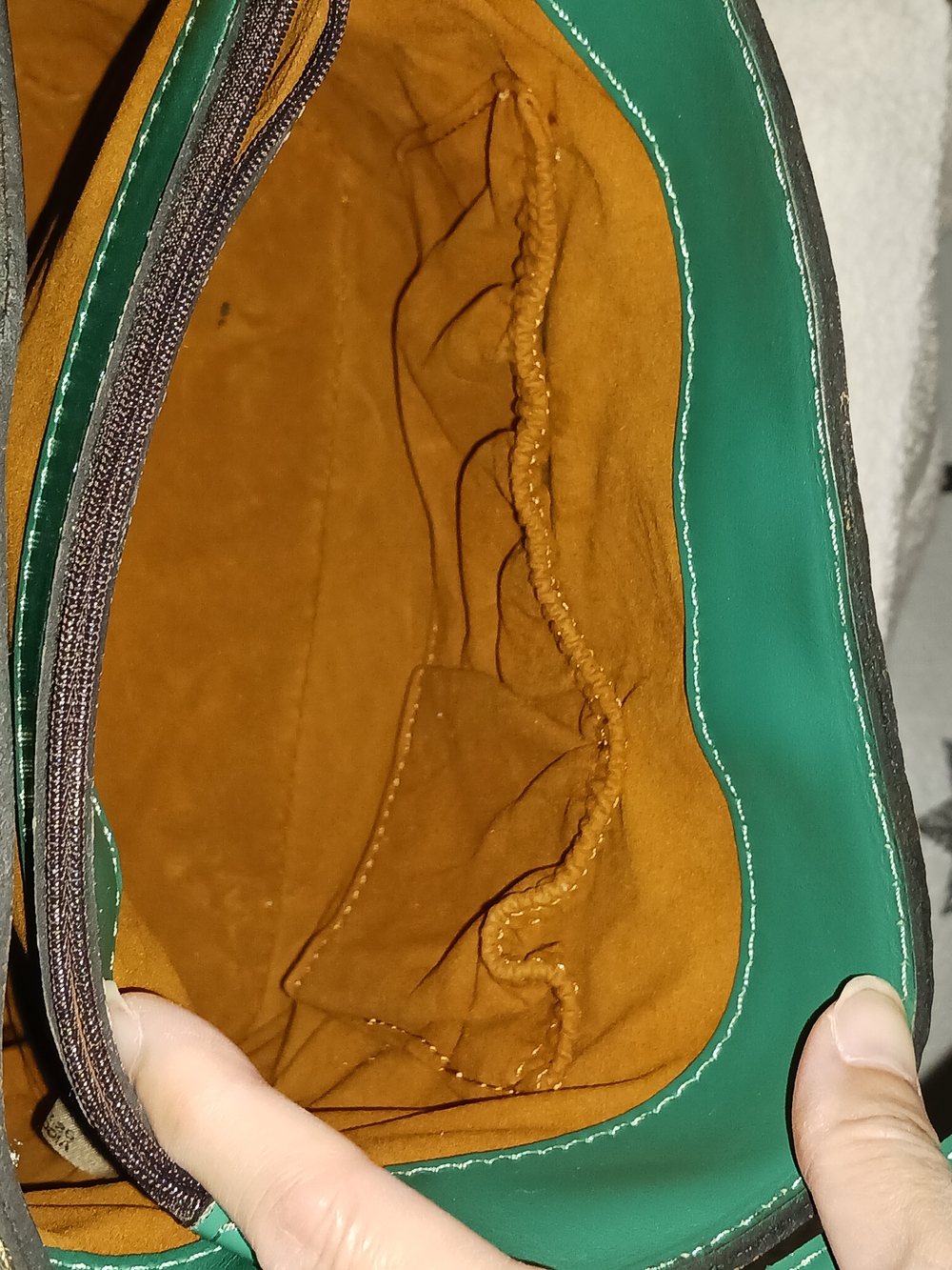 Patricia Nash Irving Leather Bucket Crossbody Bag from Beautiful Girl Collection - Picture 14 of 16